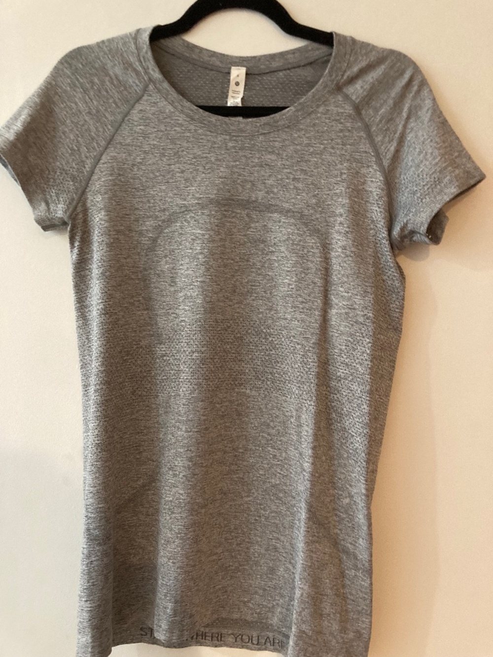 Lululemon swiftly tech tee sz 8